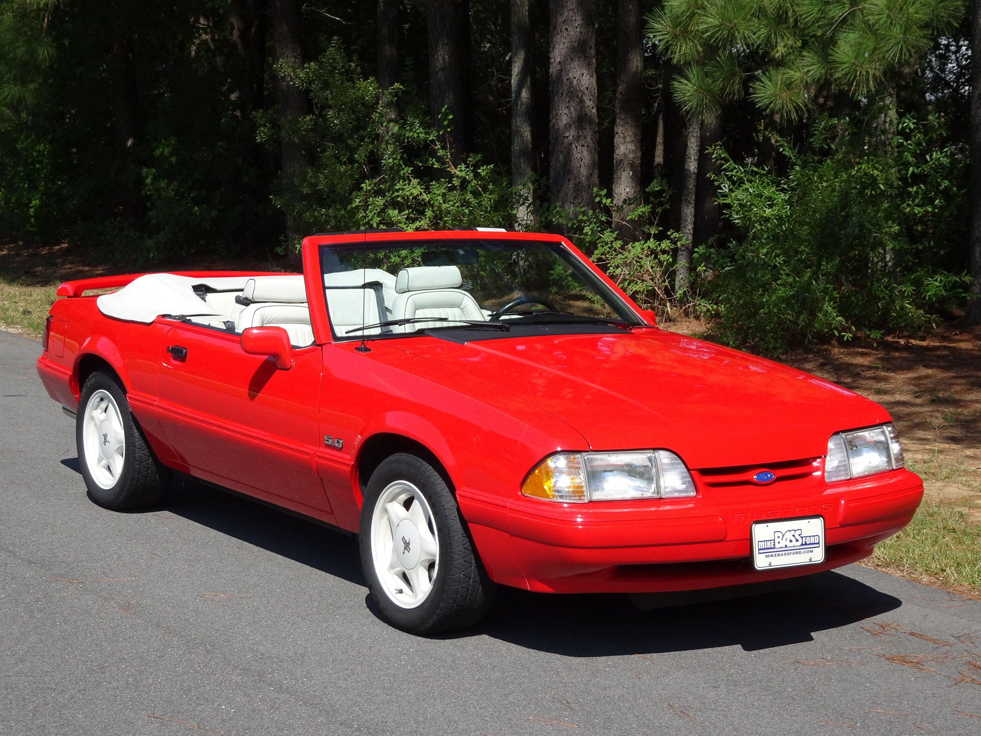 1992 ford mustang summer edition