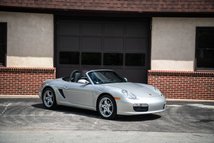 Research 2005
                  Porsche Boxster pictures, prices and reviews