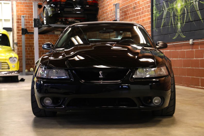 2001 Ford Mustang 4
