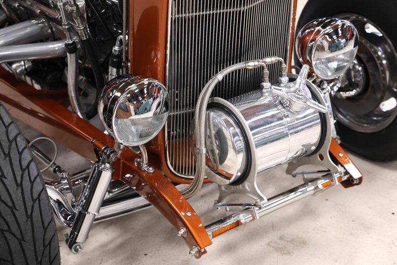 1932 Ford Coupe 8
