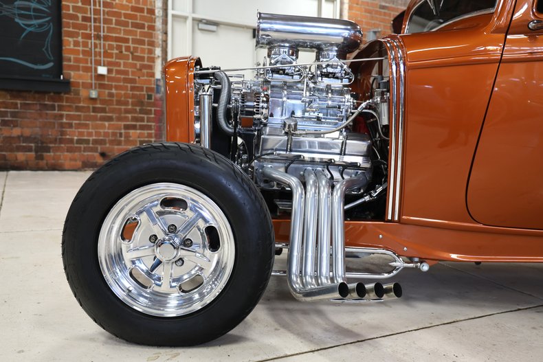 1932 Ford Coupe 12