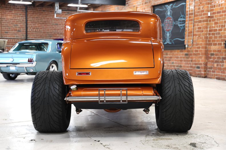 1932 Ford Coupe 37