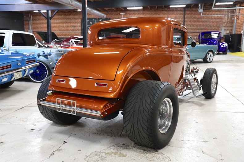 1932 Ford Coupe 44