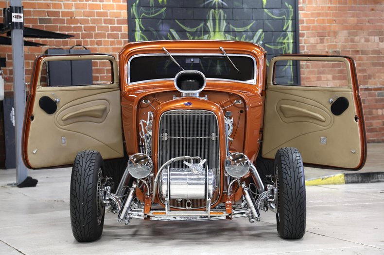 1932 Ford Coupe 73