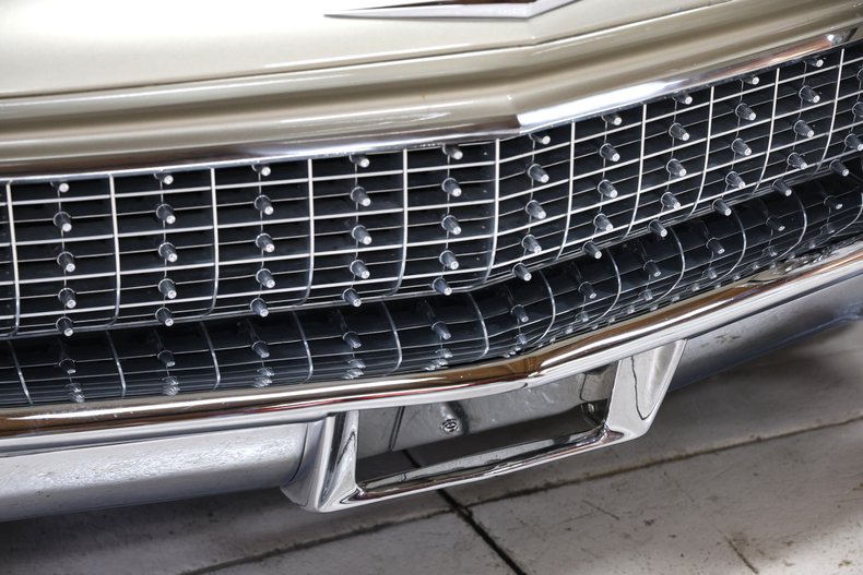 1960 Cadillac Series 62 11