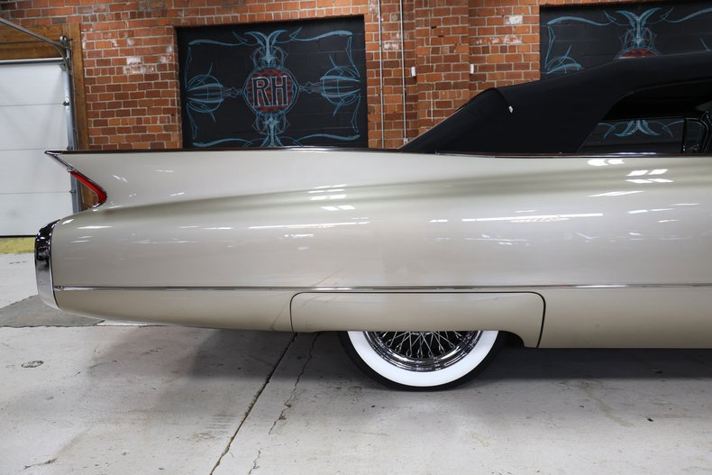 1960 Cadillac Series 62 26