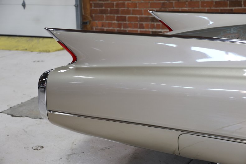 1960 Cadillac Series 62 30