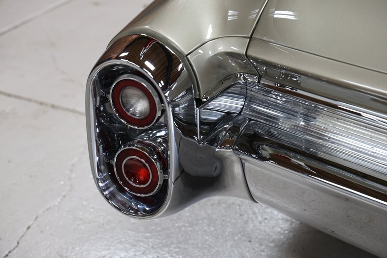 1960 Cadillac Series 62 43