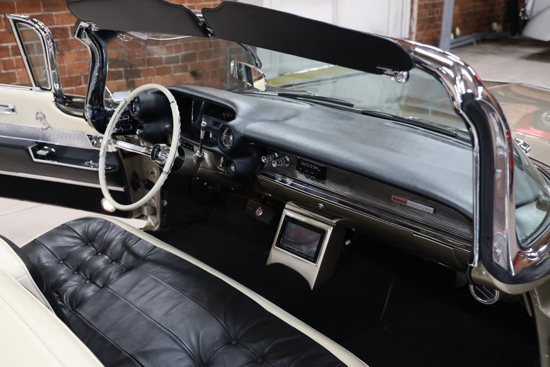 1960 Cadillac Series 62 95