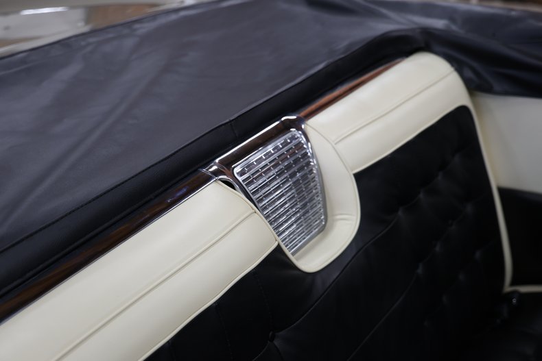 1960 Cadillac Series 62 105