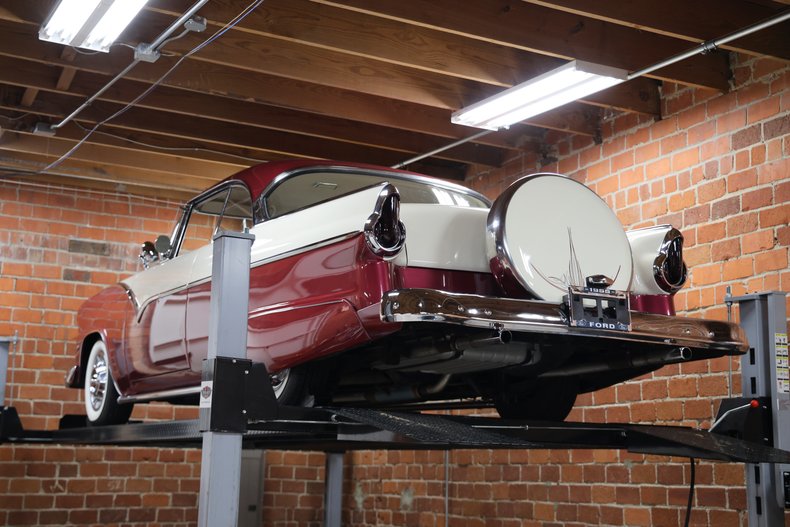 1955 Ford Fairlane 134