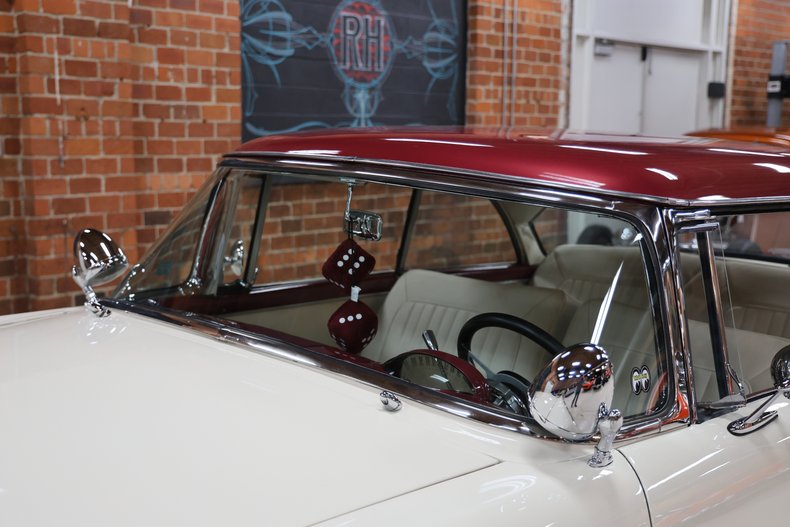 1955 Ford Fairlane 16