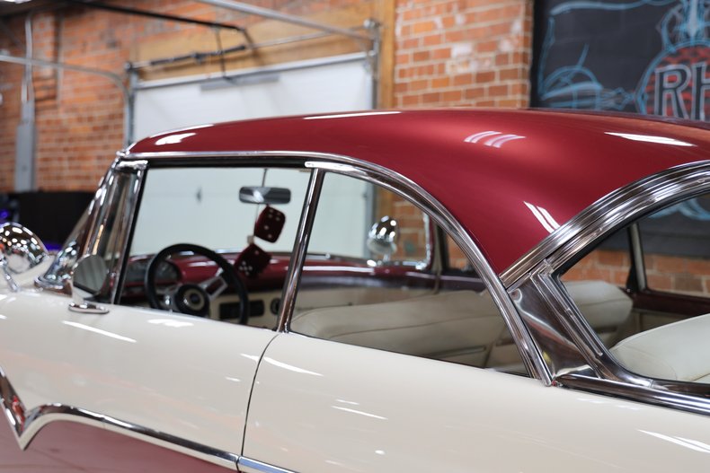 1955 Ford Fairlane 21
