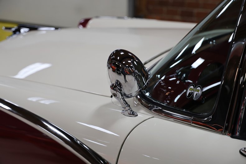 1955 Ford Fairlane 32