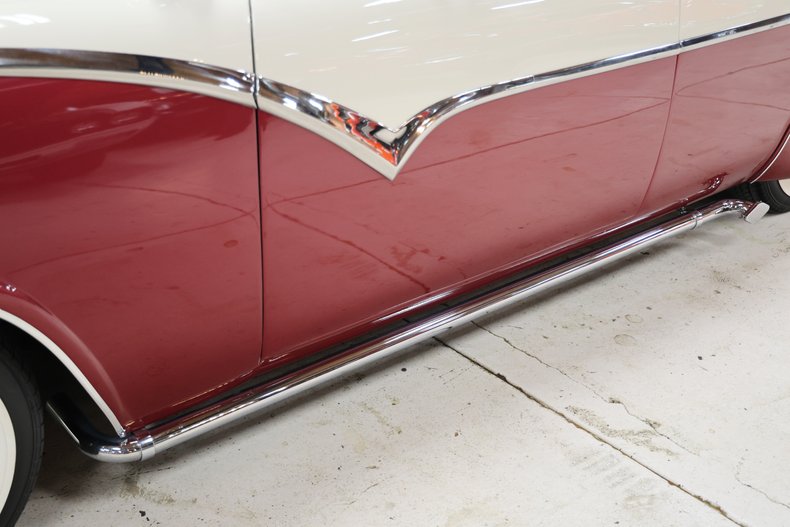 1955 Ford Fairlane 31
