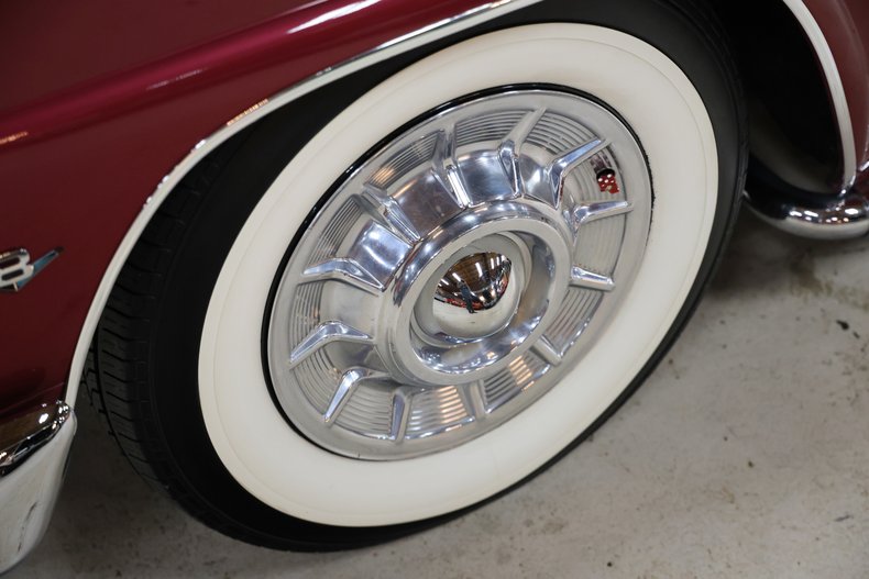 1955 Ford Fairlane 30