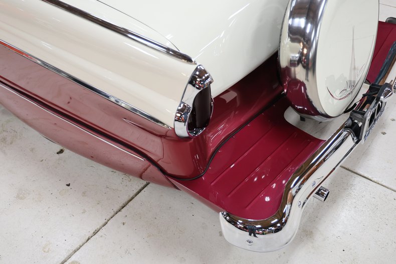 1955 Ford Fairlane 35