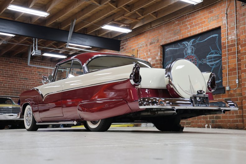 1955 Ford Fairlane 38