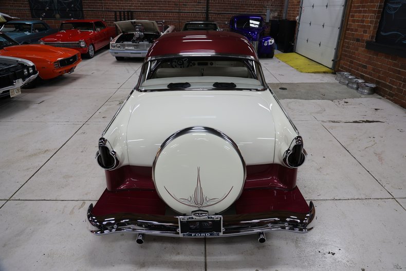 1955 Ford Fairlane 39