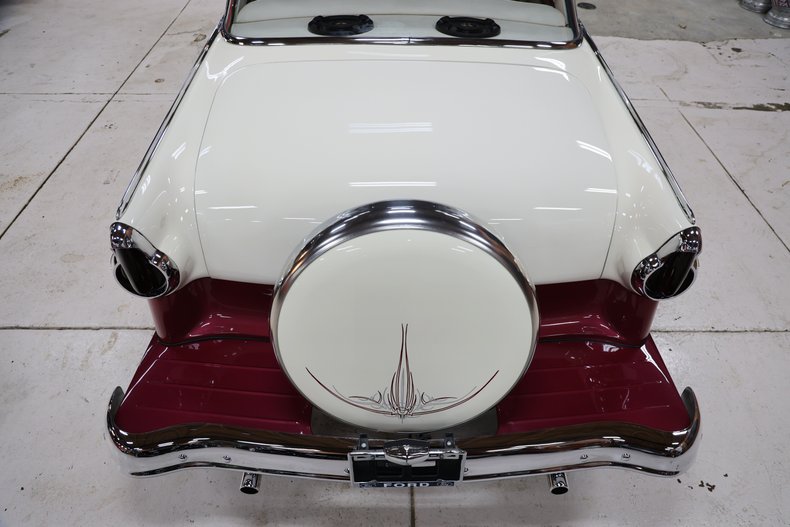1955 Ford Fairlane 40
