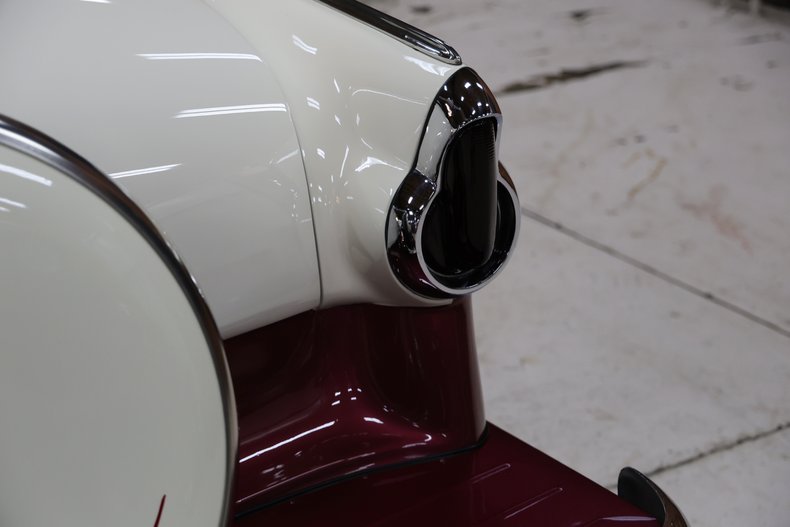 1955 Ford Fairlane 43