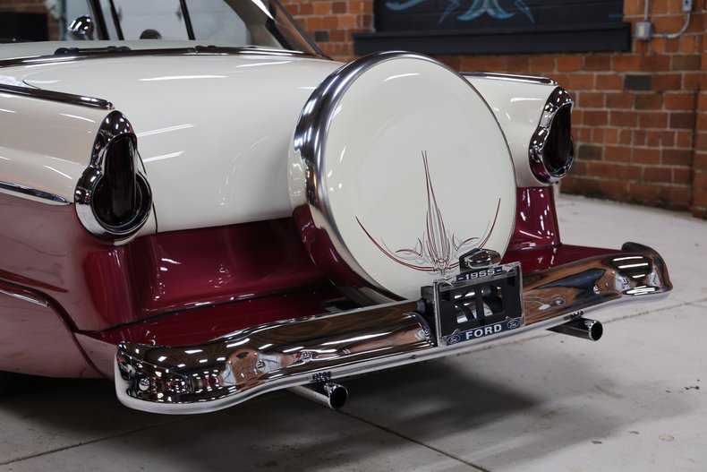 1955 Ford Fairlane 45