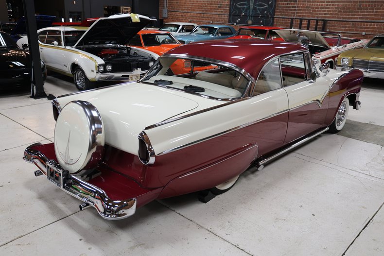 1955 Ford Fairlane 48