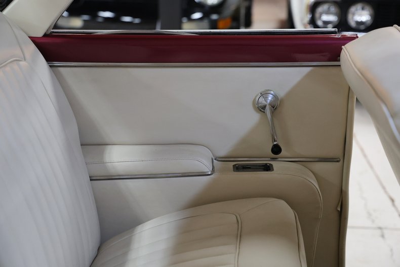 1955 Ford Fairlane 107