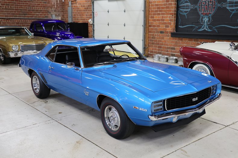 1969 Chevrolet Camaro 2
