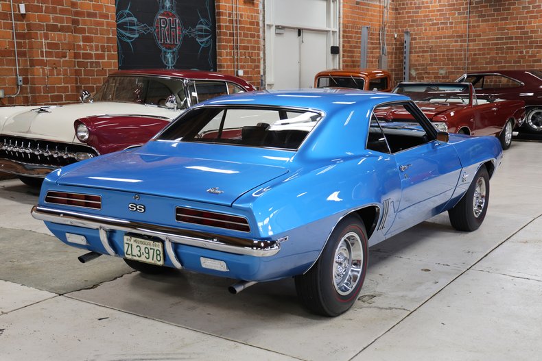 1969 Chevrolet Camaro 34