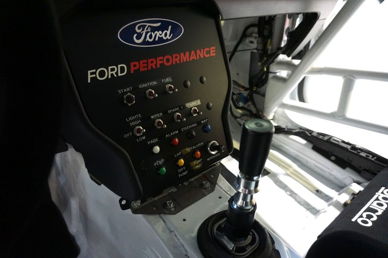 2017 Ford FP350S