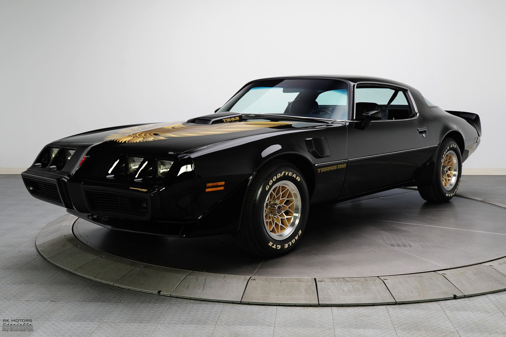 This is a 1979 Pontiac Trans Am Firebird with a new 430bhp V8