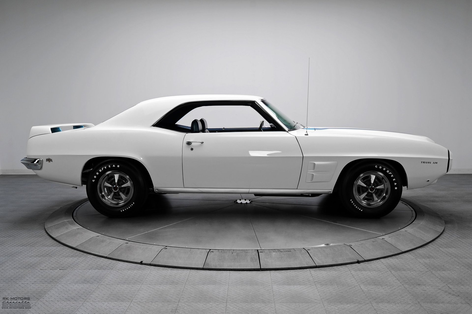 For Sale 1969 Pontiac Firebird