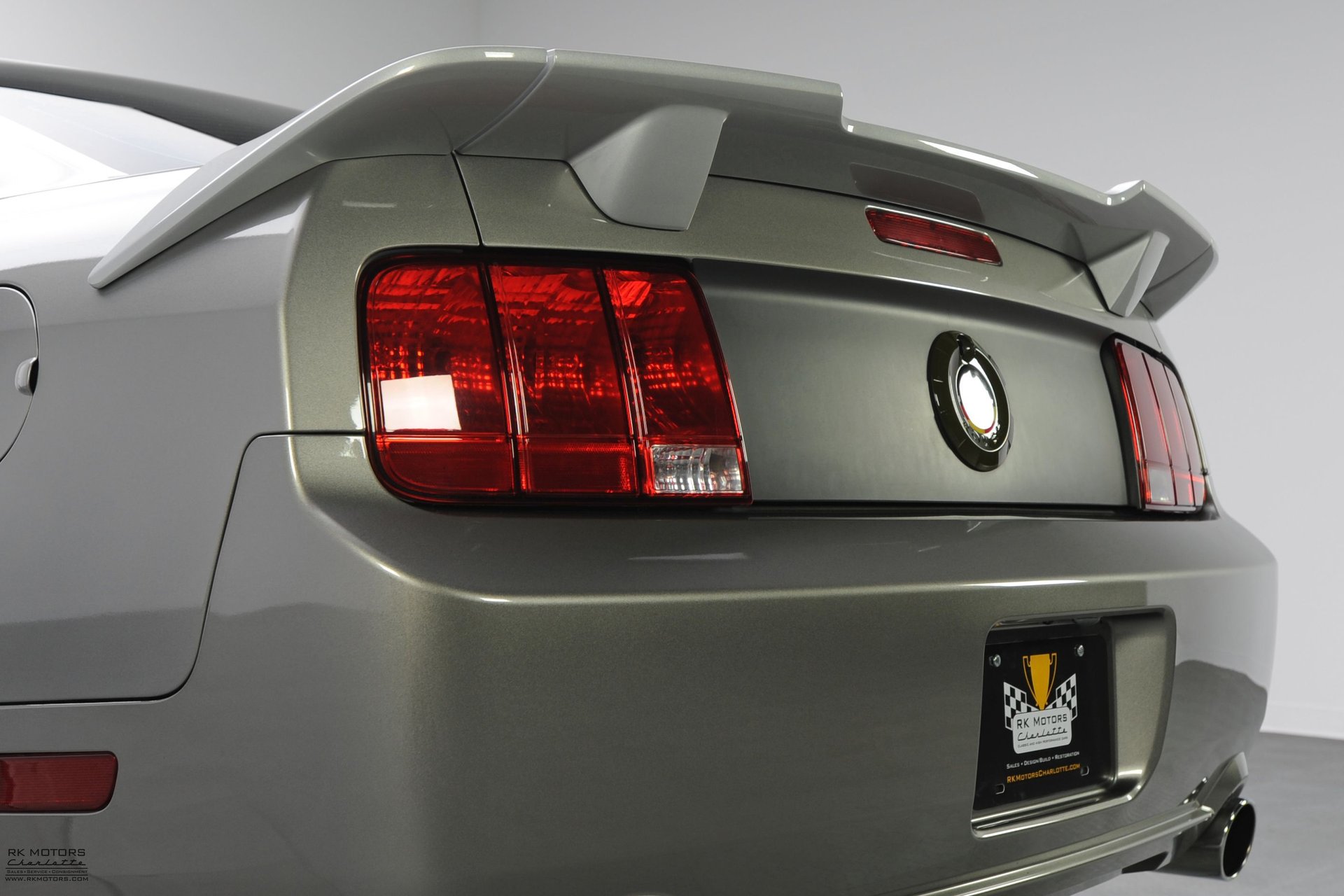 2009 ford mustang p 51b