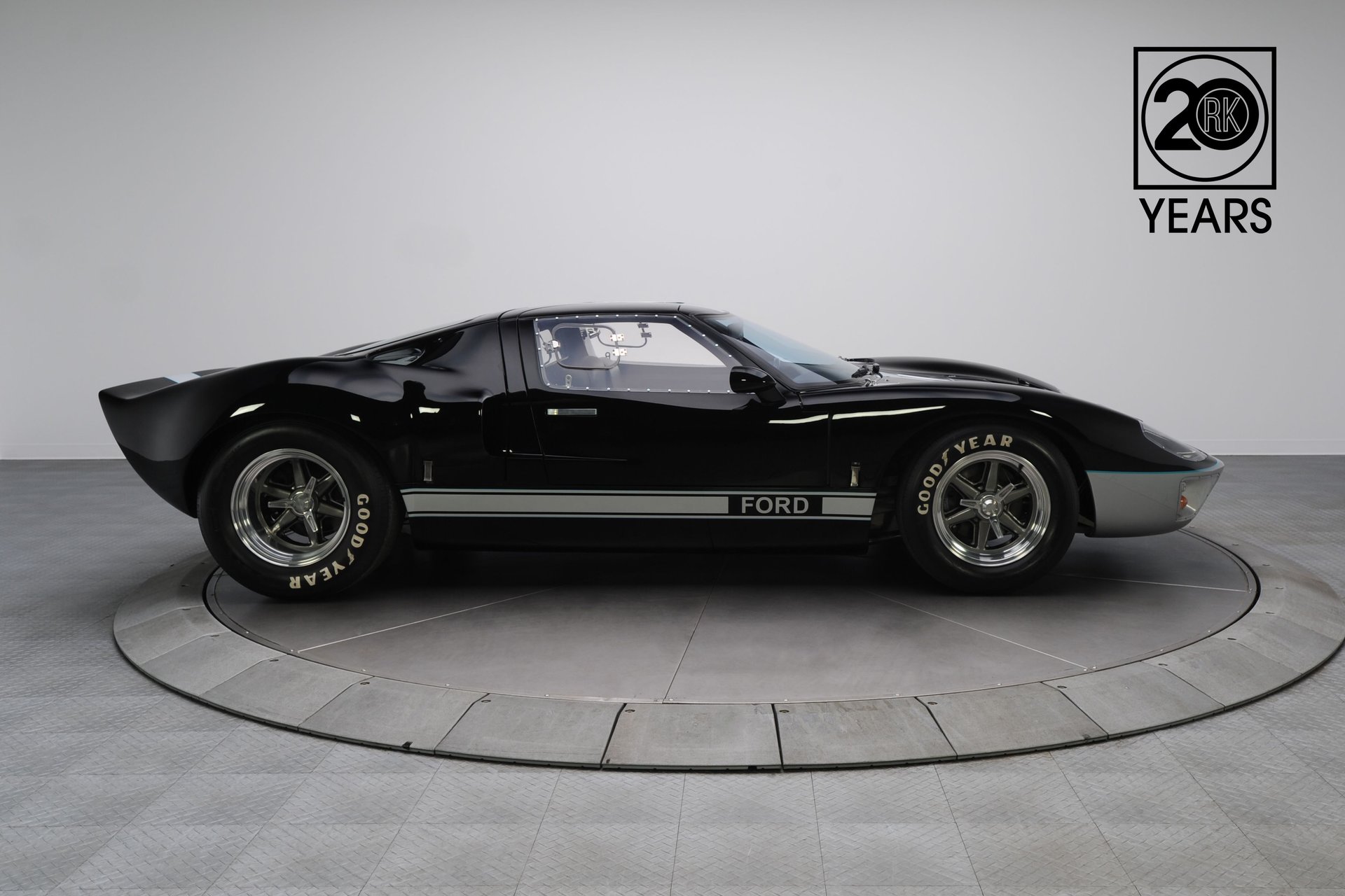 1987 フォード F-350トラック &1966 フォード GT40 MK2 1966 Ford GT40 | RK Motors Classic Cars and Muscle Cars for Sale