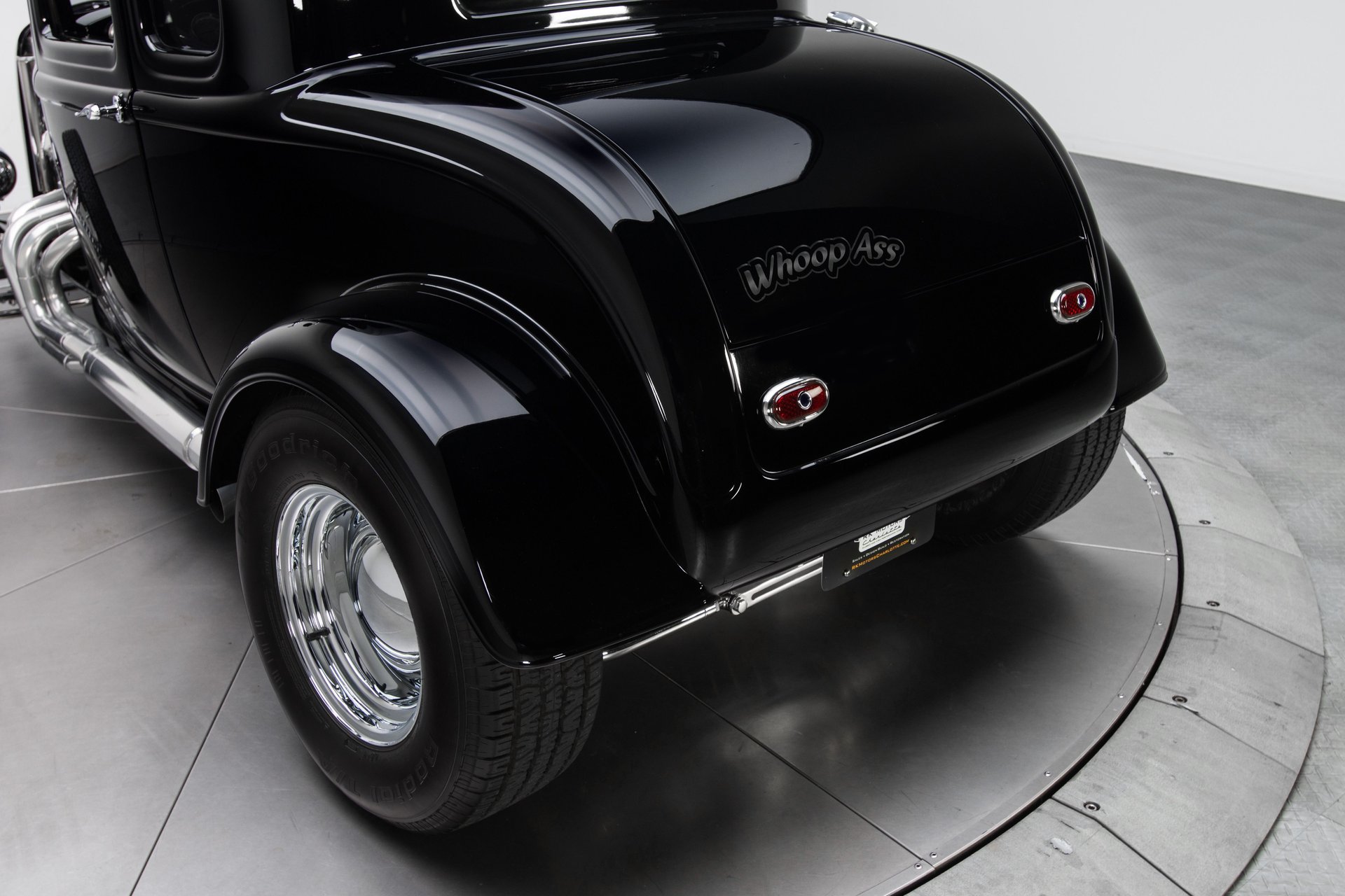 Voiture Slot 1/32 Carrera Evolution - Hotrod '32 Ford Coupé Supercharged, Modèle 27201