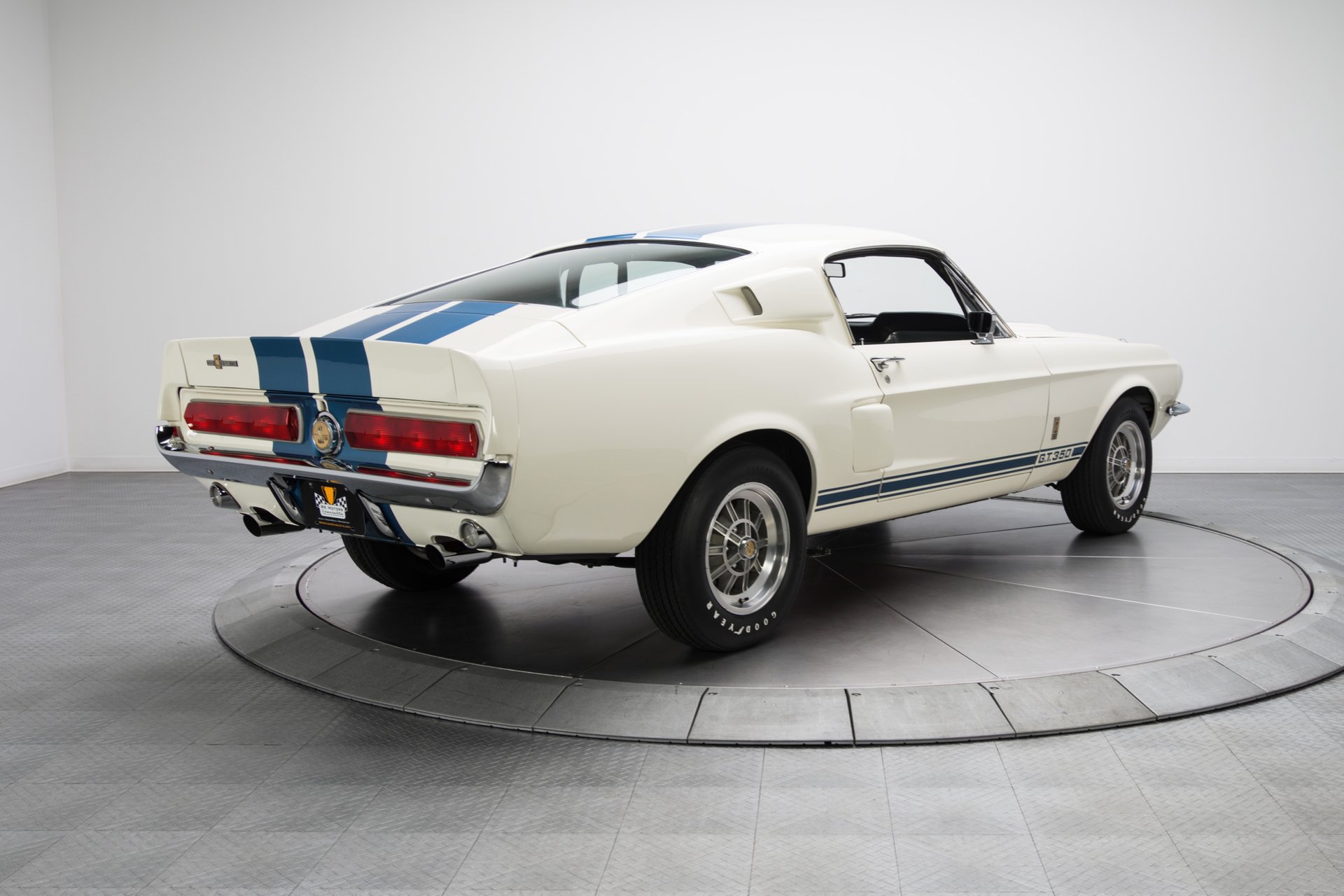 1967 shelby gt350 fastback