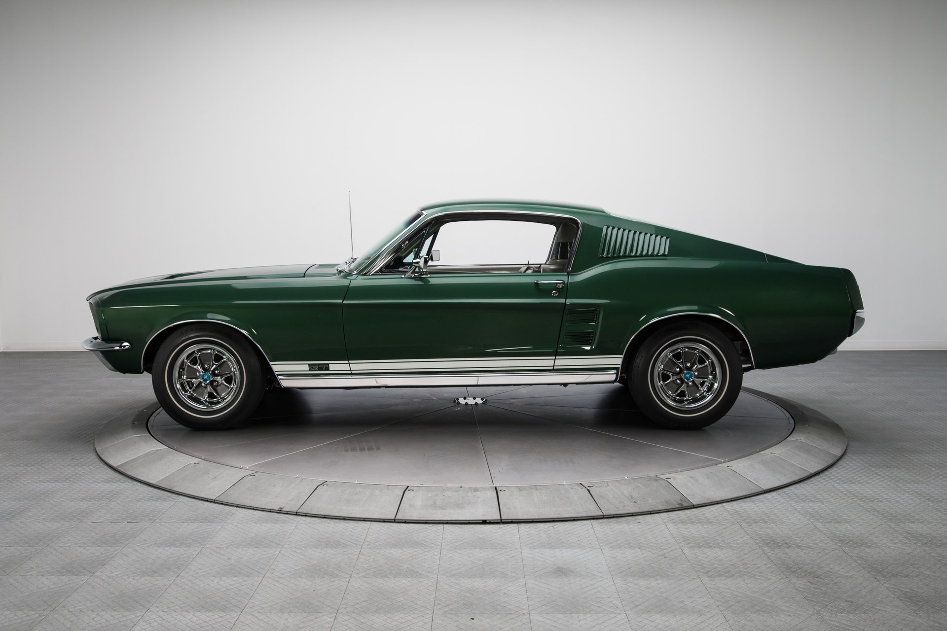 1967 ford mustang gt