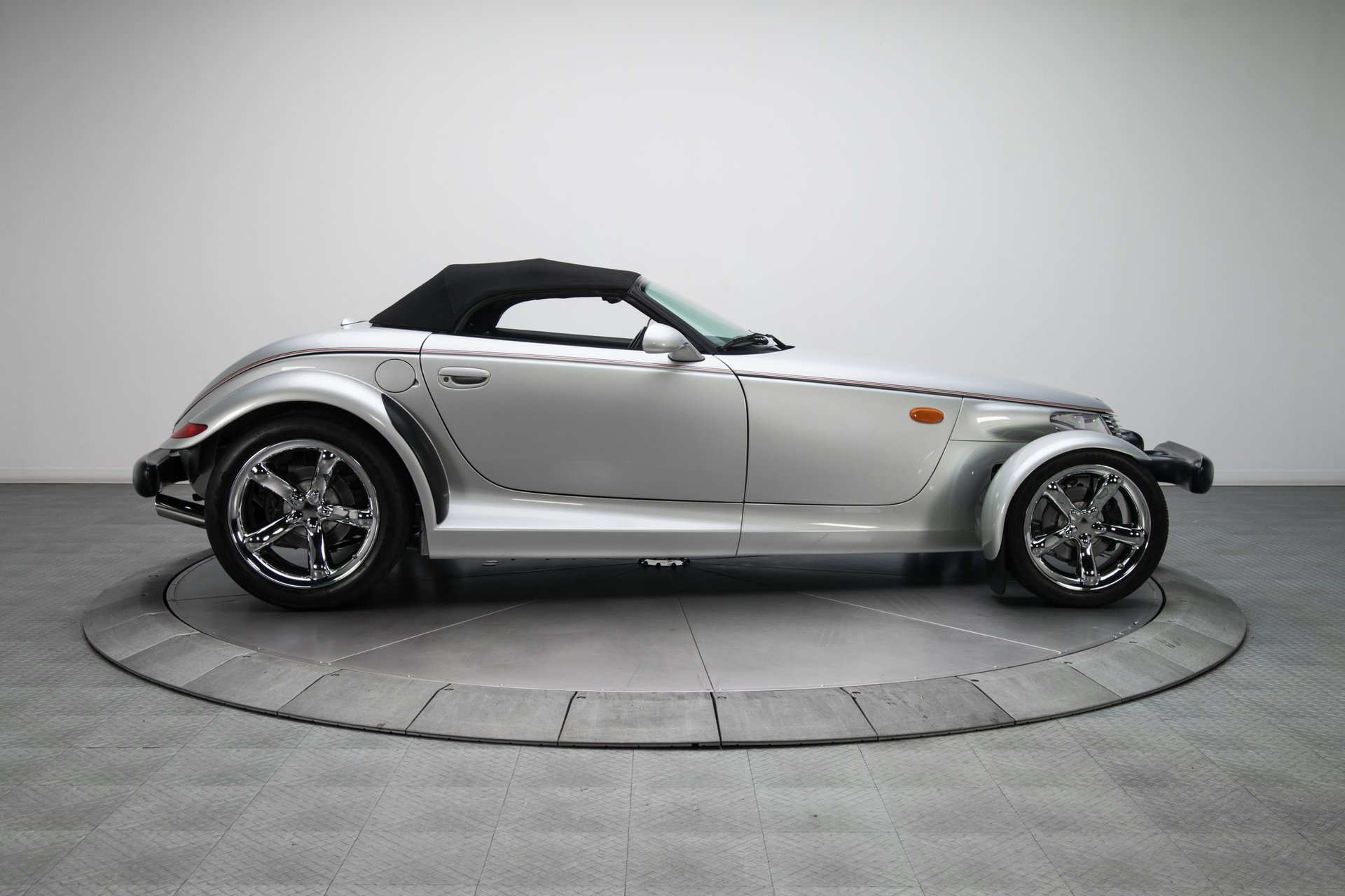2000 plymouth prowler w trailer