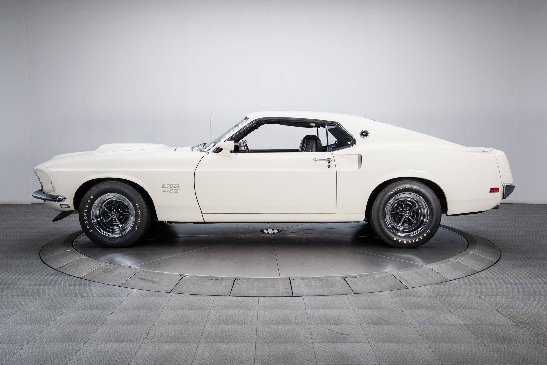 69 Mustang Boss 429 Side View