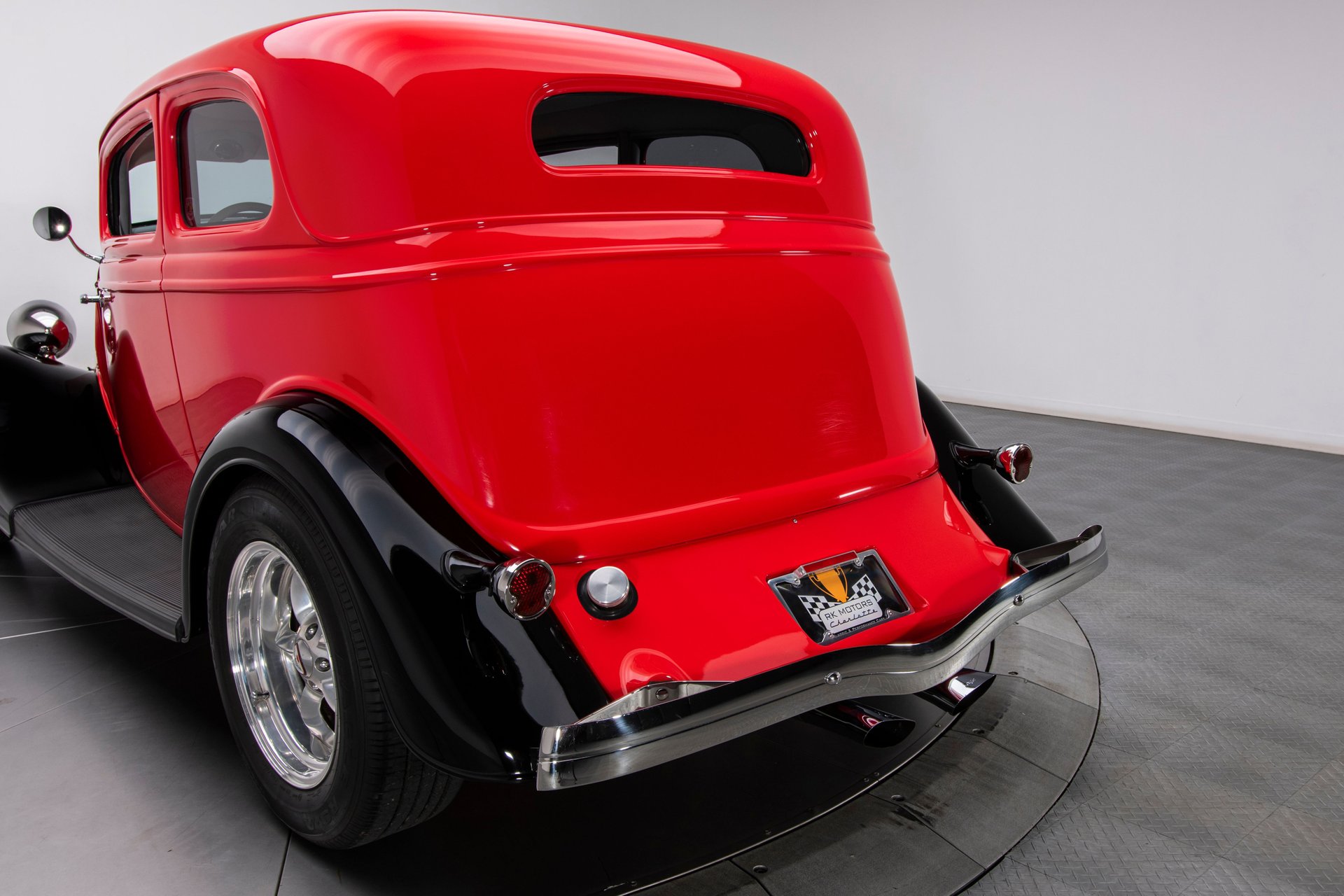 For Sale 1933 Ford DeLuxe Victoria