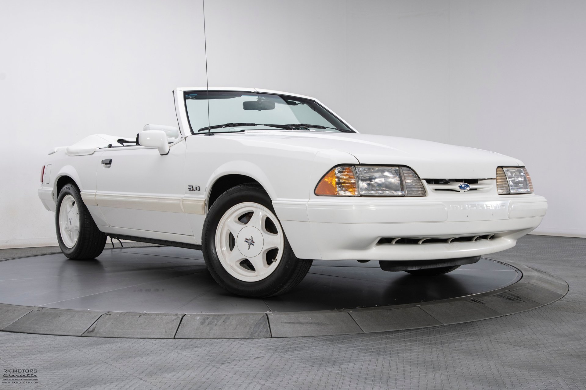 1993 ford mustang lx