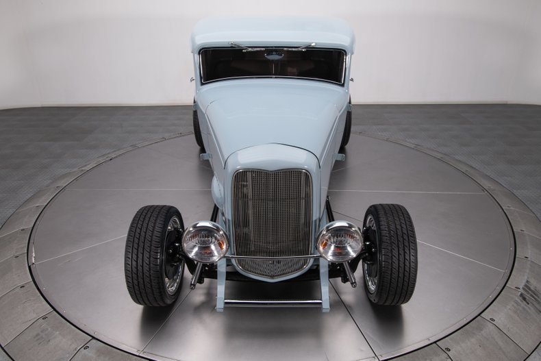 1932 Ford Coupe 15