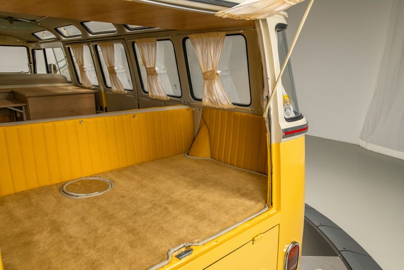 1975 Volkswagen Microbus 25
