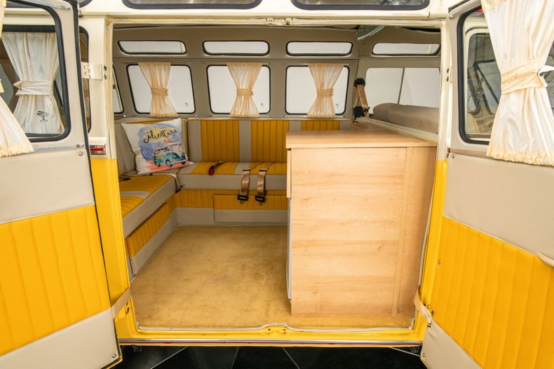 For Sale 1975 Volkswagen Microbus