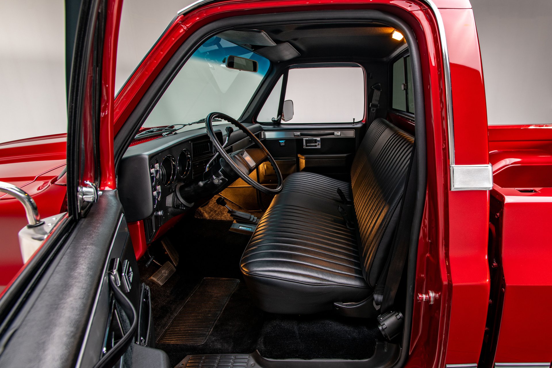1985 chevrolet k10 silverado 4x4 pickup truck