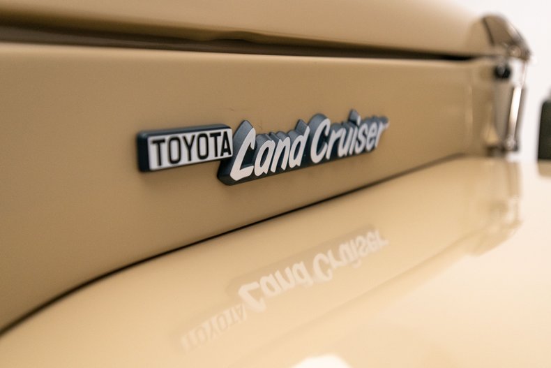 1976 Toyota Land Cruiser 13