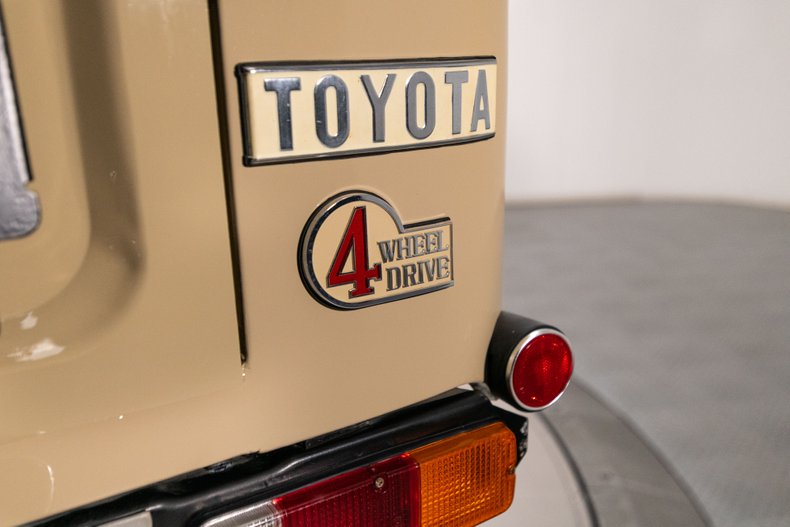 1976 Toyota Land Cruiser 21