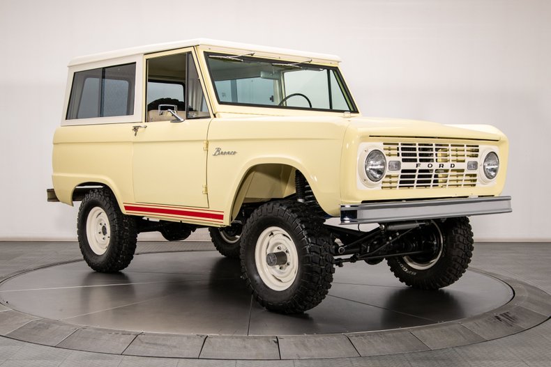 1967 Ford Bronco 9