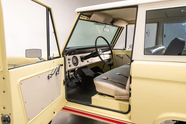 1967 Ford Bronco 41